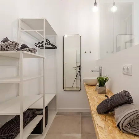 Flatguest Paez Гостевой дом Лас-Пальмас-де-Гран-Канария